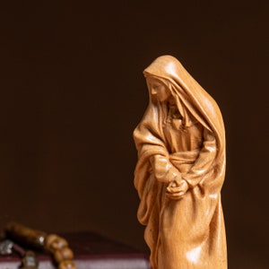 Our Lady of Sorrows Statue La Pieta Catholic Wooden Sculpture Mary and Jesus Religious Gift Christian Home Decor Catholic Art Prayer Space