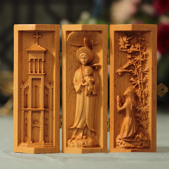 Our Lady of Lavang Wooden Triptych Catholic Wall Art Vietnamese Marian Devotion Christian Prayer Gift Religious Decor Blessed Mother Mary