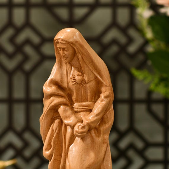 11.8 Inches Statue of Our Lady of Sorrows Wood Carving Catholic Statue Virgin Mary Christian Art New Home Gift Christmas Gift Religious Gift