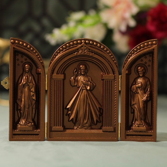 Catholic Triptych Jesus Christ, Virgin Mary& Saint Joseph Antique Style Wooden Religious Icon Christian Home Decor Gift Christmas Gift Ideas