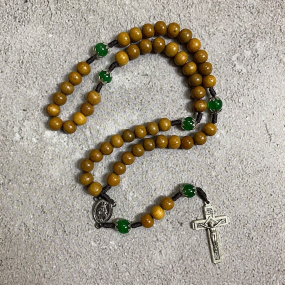 Green Gemstone Catholic Rosary, Paracord Rosary, Wood Bead rosary, Pardon Crucifix Rosary, Catholic Gifts, First Communion Gift, Cord Rosary