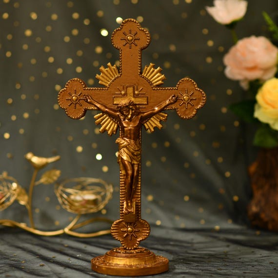 Christ Crucifixion Wood Carving Vintage Style Cross Wall Hanging Catholic Prayer Wooden Wooden Crucifix Prayer Altar Hanging Ornament