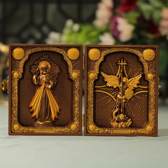 Wooden Catholic Diptych of Archangel Michael and Jesus Christ – Vintage Style Religious Icon Gift Home Decor Spiritual Stuff Christian Art