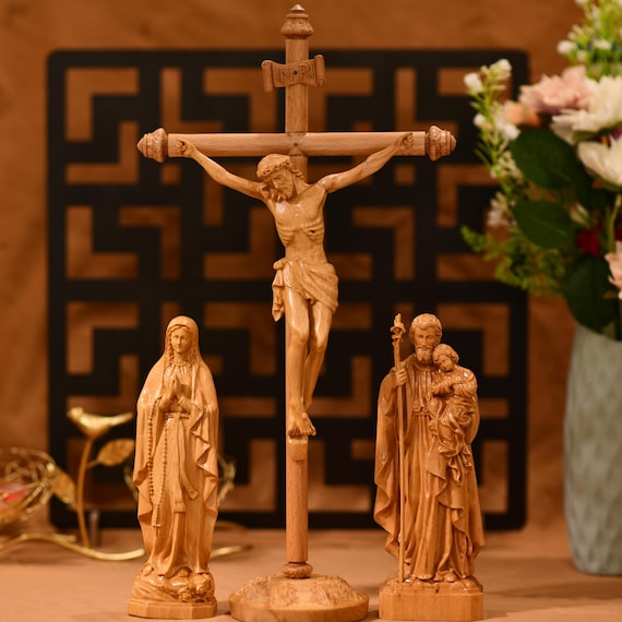 Catholic Home Altar Jesus Christ Mother Mary St. Joseph Catholic Icon Statue Wall Art Wooden Jesus Crucifix Housewarming Gifts