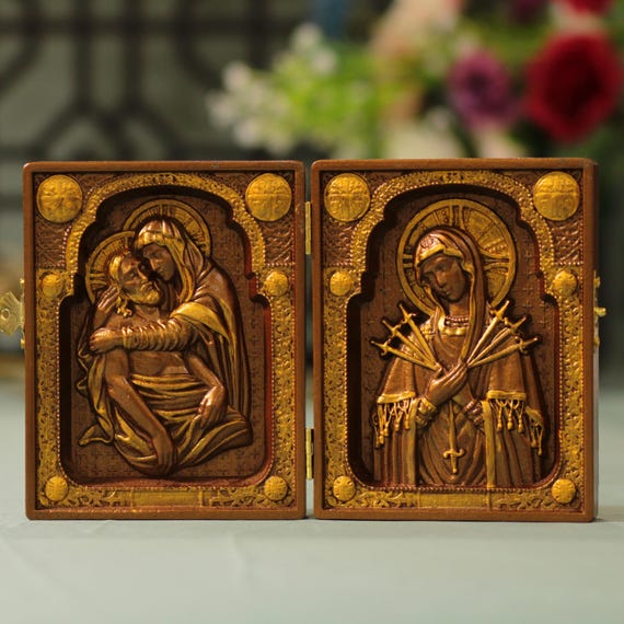 Catholic Diptych Vintage Style wooden Christian Icon Our Lady of Sorrows La Pieta Jesus Catholic Art Handmade Home Decor Spiritual Stuff