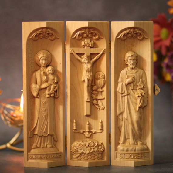 Handmade Portable Altar Jesus Christ / St. Joseph / Our Lady of La Vang Home Decor Mini Catholic Altar Triptych Prayer Supplies