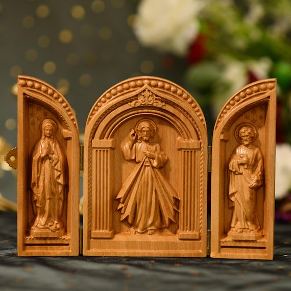 Holy Family Catholic Triptych Home Altar Catholic Gifts Religious Gifts Christian Art Jesus Christ Prayer Corner Catholic Religious Triptych