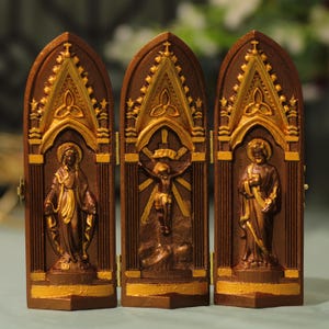 Portable Holy Family Religious Icon Prayer Altar Vintage Style Catholic Virgin Jesus Joseph Wooden Religious Gifts Prayer Supplies