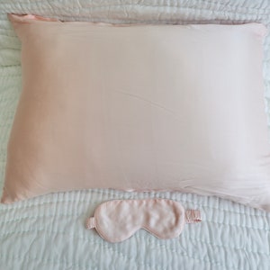 Washable Pink Natural Mulberry Silk Sleep Mask/High Quality Eyes Mask For Hot Sleepers/Eye Cover with Adjustable Strap