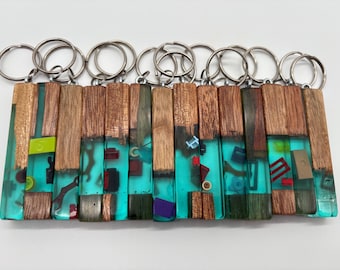 Keychain 2+1 free wood epoxy resin epoxy gift idea upcycling turquoise blue Lego building blocks sustainable