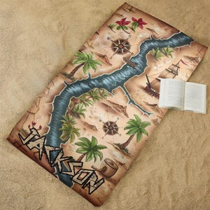 Nombre personalizado, toalla de mapa pirata, estilo alternativo, hecha a medida, toalla de playa grande de microfibra suave de 29" x 58"