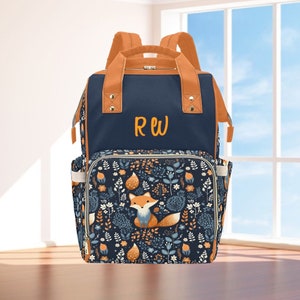 Fox Boho パーソナライズされたイニシャル、Hollandy ベビーチェンジングバッグ。多機能でスタイリッシュ、実用的なベビーエッセンシャルバックパック