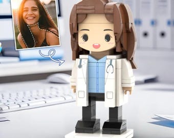 ForeverFig Personalized Brick Figure Doctor – Custom Head with Custom Text in Medical Style