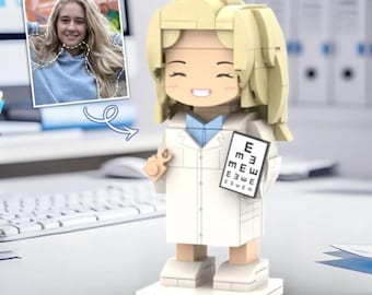 ForeverFig – Personalized building block figure with eye chart in doctor design