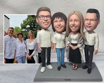 ForeverFig Personalized Bobblehead Figure with 4 People – Unique Family or Team Gift