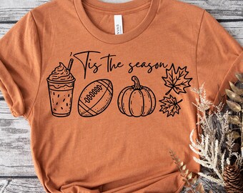 Tis The Season Höstfotboll SVG: Höstkaffedesign (digital nedladdning) PNG