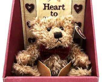 Heart to Heart Love Bear & Book by Zondervan Corp from 2000