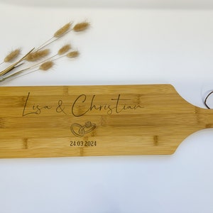 Board with name and wedding date/serving board/breakfast board/wedding/wedding gift/personalized breakfast board/wood