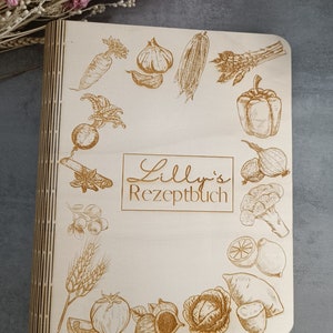Personalisiertes Rezeptbuch/Kochbuch aus Holz/Geschenk für Mama/Geschenkidee Kochliebhaber/Rezeptbuch aus Holz/Rezeptebuch Bild 2
