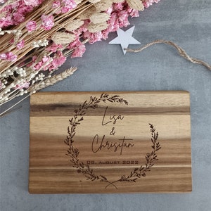 Brettchen mit Namen und Hochzeitsdatum / Frühstücksbrettchen / Hochzeit/ Hochzeitsgeschenk / Frühstücksbrettchen personalisiert /Holz zdjęcie 8