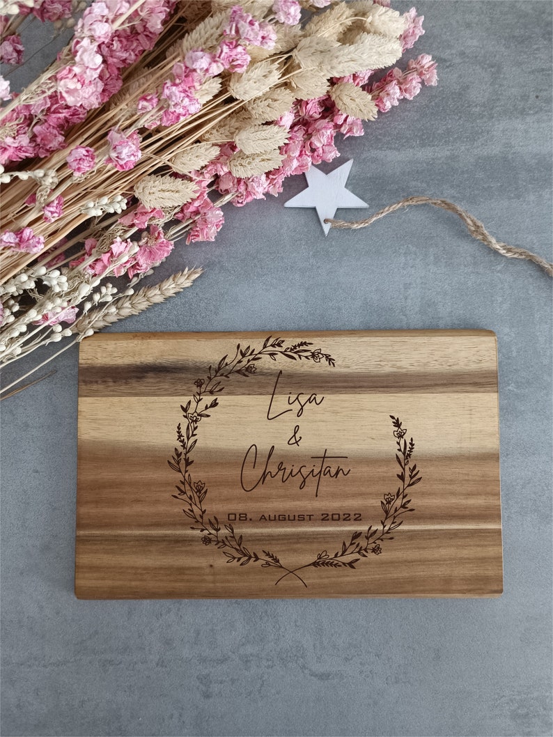 Brettchen mit Namen und Hochzeitsdatum / Frühstücksbrettchen / Hochzeit/ Hochzeitsgeschenk / Frühstücksbrettchen personalisiert /Holz zdjęcie 8