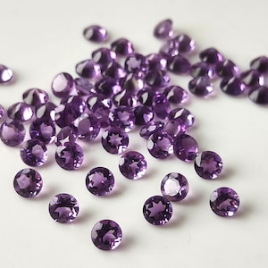 Natürlicher Amethyst Rund 3,5 mm Facettierter Schnitt Echter Schnitt - Loser Amethyst AAA-Qualitätsschliff, 3,5 mm Natürlicher Amethyst rund facettiert &quot;Lot von 1-50 Stück&quot;