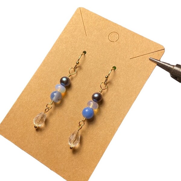 Howls Moving Castle Sophie Inspired Drop Earrings - Simple Beaded Earrings Anime Dangle Blue Lace Agate Crystal Gemstone Earrings
