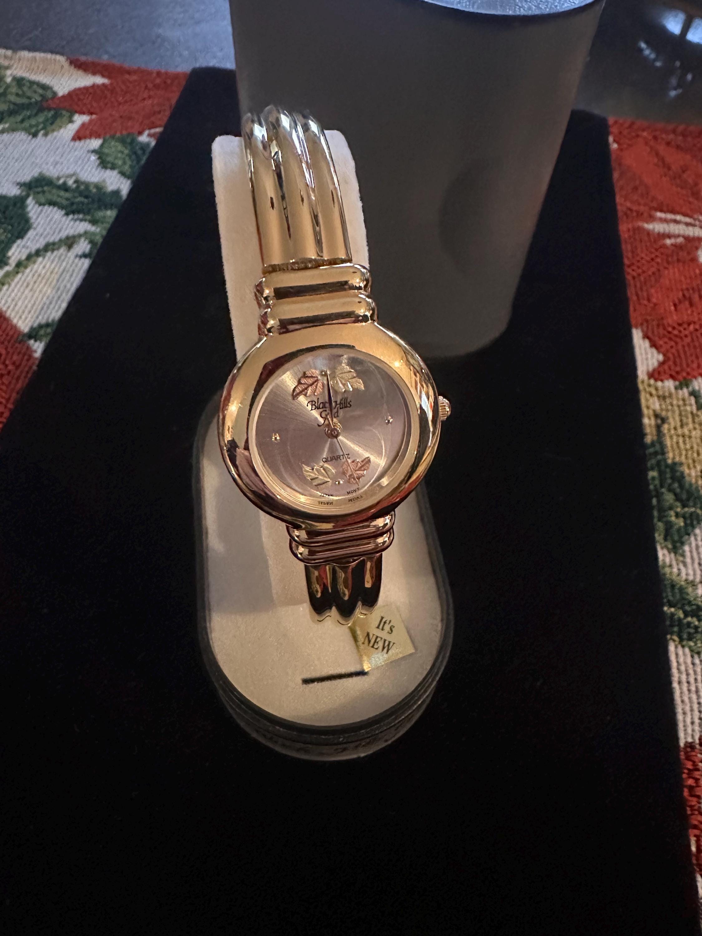 Ladies Black Hills Gold black leather Cuff watch ⏱️⚜️ Vintage Black Hills Gold 12k - Leaves Cuff Quartz  main image 2