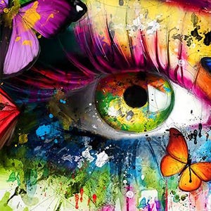 Puede incluir: Una vibrante obra de arte abstracta que presenta un primer plano de un ojo humano con detalles coloridos. El iris es una mezcla de verde, amarillo y naranja, rodeado de tonos rosas y morados. Mariposas en tonos naranja y morado se suman a la composici&oacute;n art&iacute;stica.