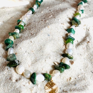 Handmade pearl necklace with freshwater pearls and jade with gold-plated sun pendant