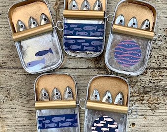 Boîte de sardines « Collection bleue » poisson à suspendre, décoration en métal, décoration côtière, cadeau