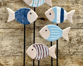 Grand banc de poissons bleu océan sur pied, décoration en bois, sculpture, décoration côtière