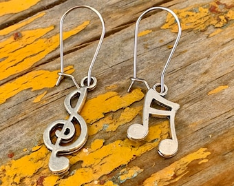 Boucles d'oreilles notes de musique avec clé de sol hypoallergéniques en acier inoxydable Cadeau pour amateur de musique