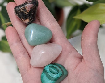 Self love crystal tumble set (Rhodonite, Rose Quartz, Green Aventurine, and Malachite)