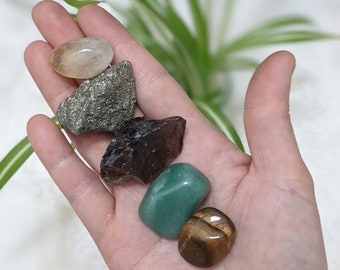 Manifest Reichtum und Glück: Set aus getrommelten/rohen Steinen (Grüner Adventurin, Tigerauge, Citrin, Pyrit, Rauchquarz)