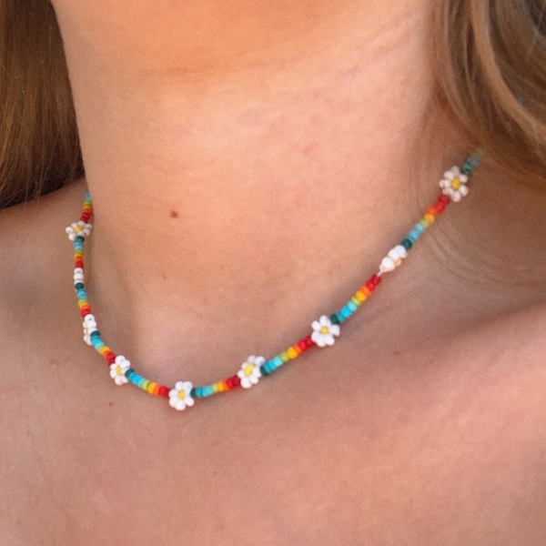 Gänseblümchen Kette im Regenbogen Style | daisy necklace | rainbow choker | y2k style | aesthetic and edgy