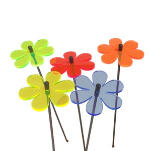 Set of 5 Daisy Sun Catcher Garden Decor Decorative Ornamental Garden Stakes 25cm, 10 inch high Outdoor Yard Accessory Lovely Gardeners Gift image 8