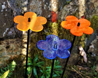 SunCatcher Garden Decor Glowing Blossoms Set of 3 Decorative Garden Stakes 50cm,19.7 inch high Outdoor Yard Accessory Gift for Gardeners