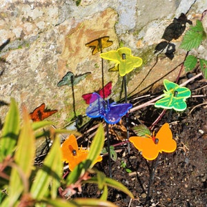 Glowing Gatekeeper Butterfly Set of 5 SunCatcher Garden Decor Ornaments Garden Stakes 25cm, 10 inch high Indoor Outdoor Yard Gardeners Gift