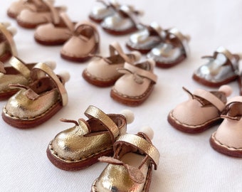 Zapatos de ratón Maileg, se adapta a zapatos de hermana/hermano mayor, zapatos en miniatura, zapatos de casa de muñecas, zapatos a escala 1/6, accesorios Maileg.