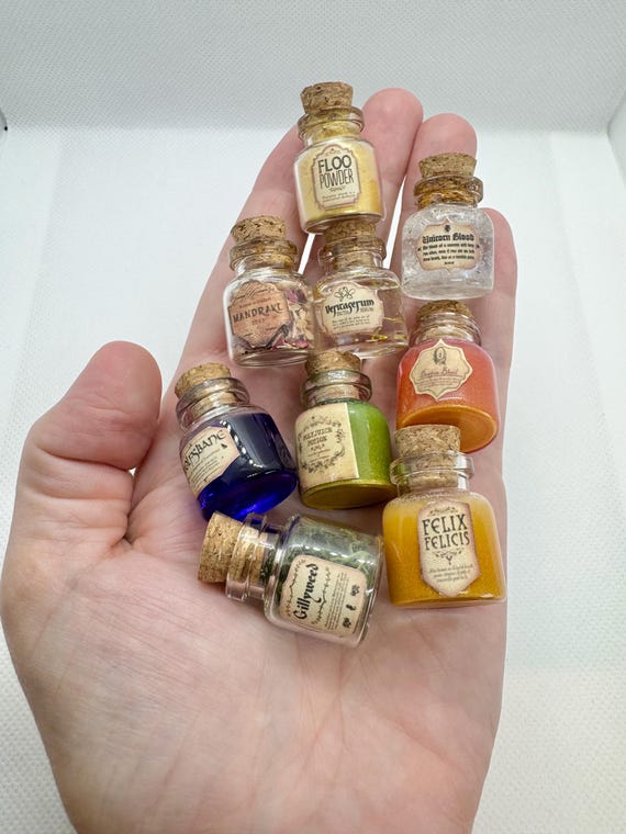 Dollhouse Halloween Potions, Miniature Witchcraft Supplies, 1/12 Scale