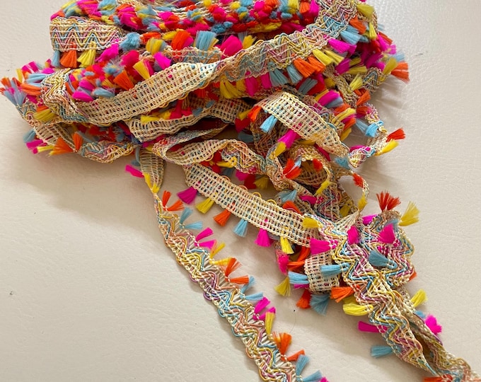 Multicolor Fringe Pom Pom Boho Trim Sewing Craft Supplies - 9 Yards Roll