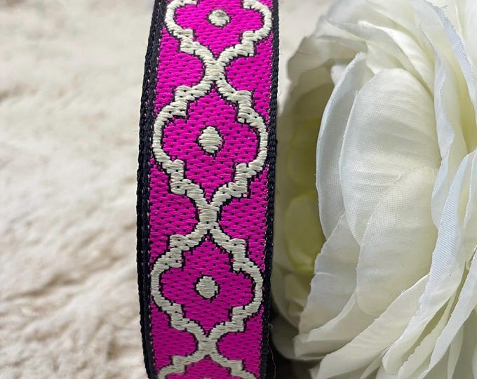 Fuchsia Gota Lace Trim, Geometric Floral Border, Ethnic Sewing Supply - 9 Yards