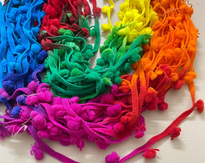 Pom Pom Trim Bobble Lace Ribbon for Sewing, Crafts & DIY Gimp Fringe - 9 Yards