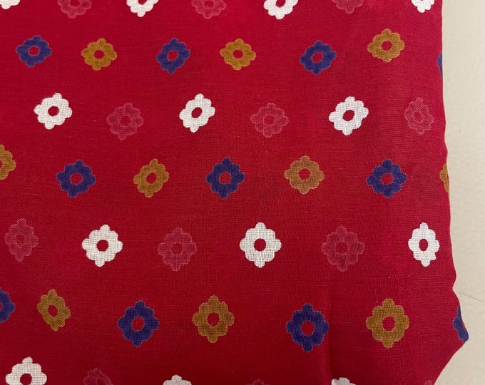 Red Floral Cotton Fabric by Yard – Small Retro Flower Print : width 42 inches