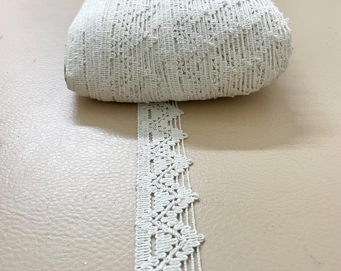 White Floral Lace Trim, Vintage Style Ribbon, 9 Yards