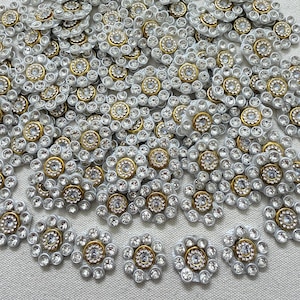 Silverfärgade strassblommor, 2,5 cm Kundan-lappar för hantverk, indiska applikationer - 25-pack