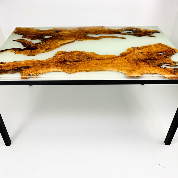 mesa epoxy resin table