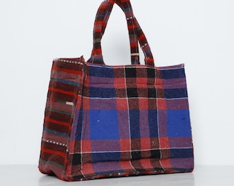 Vintage bag,Kilim bag, Moroccan kilim bag,Woven rug bag, Gift for women, Handmade Kilim Bag.