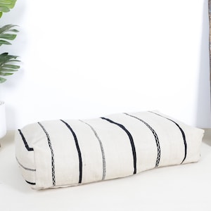 Kilim Moroccan pouf, Moroccan interior pouf, living room pouf, rug pouf, large pillow cushion, square floor cushion, floor pouf.